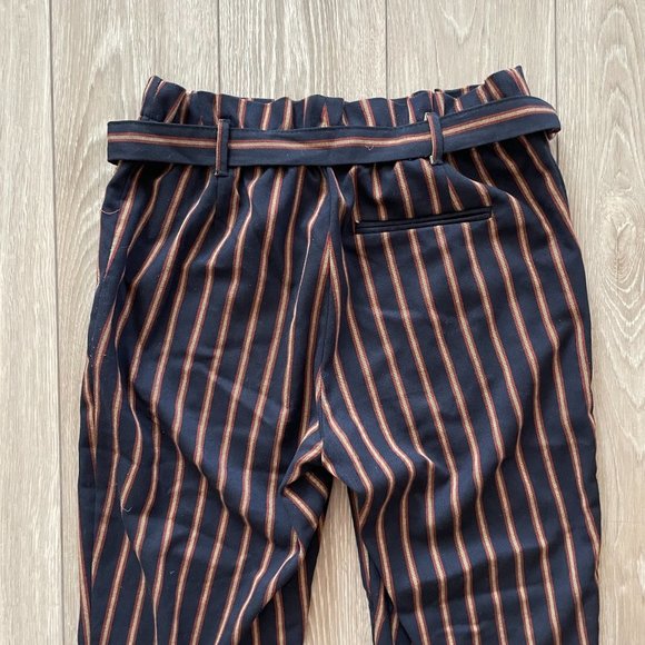 Zara | High Waisted Pinstripe Paper Bag Pants - Size S - Picture 5 of 12